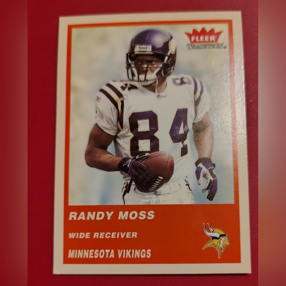 Randy Moss 2004 Fleer Tradition #79 Minnesota Vikings Football Card
